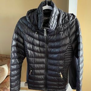 Calvin Klein packable jacket. Women’s Petite Medium. Like new condition!